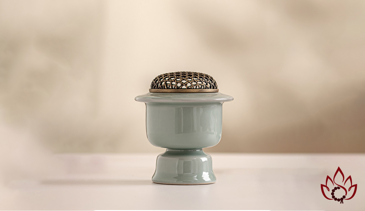 Lư điện xông Trầm Hương