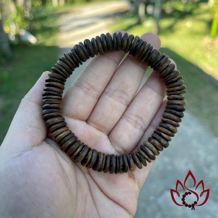 Vòng Trầm Hương Hạt Dẹp | 10 Ly | Trầm Bì Rễ Tự Nhiên