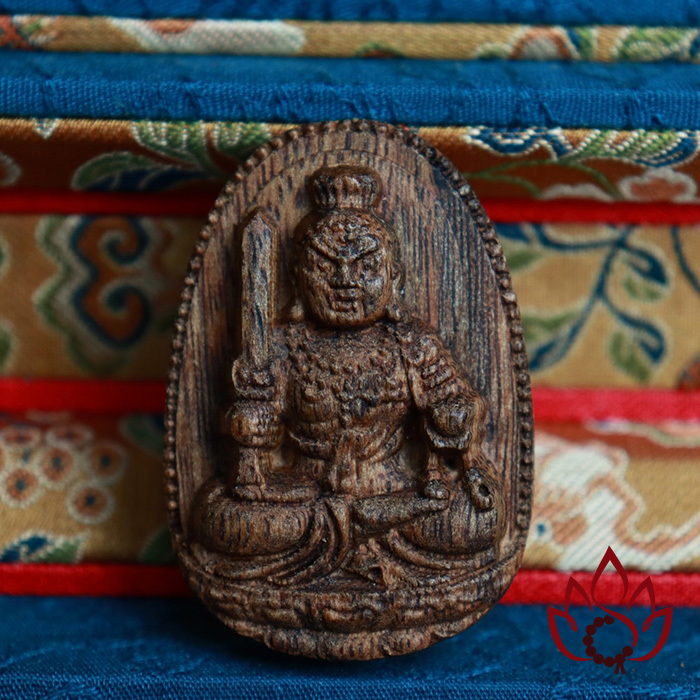 Mặt Dây Chuyền Trầm Hương Phật Bản Mệnh | Trầm Tốc kiến Tự Nhiên Lâu Năm