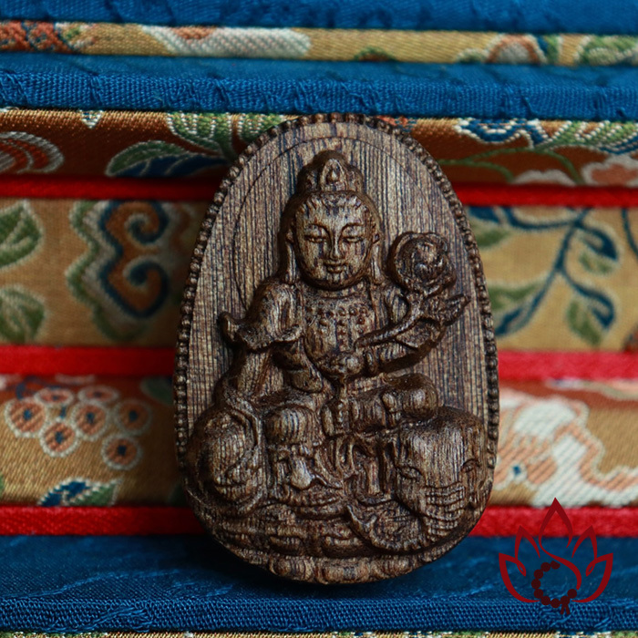 Mặt Dây Chuyền Trầm Hương Phật Bản Mệnh | Trầm Tốc kiến Tự Nhiên Lâu Năm