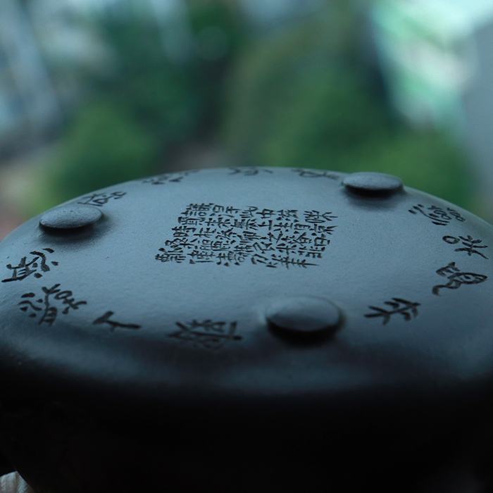 am-tu-sa-me-phi-bieu-hac-ne-tang-le (4).jpg